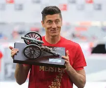 Doinb焦点对战，莱万多夫斯基与70激战澳大利亚队分钟，最后时刻胜出胜负难料！